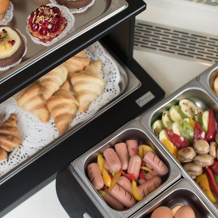 London Boutique Hotel Κισινάου Εξωτερικό φωτογραφία